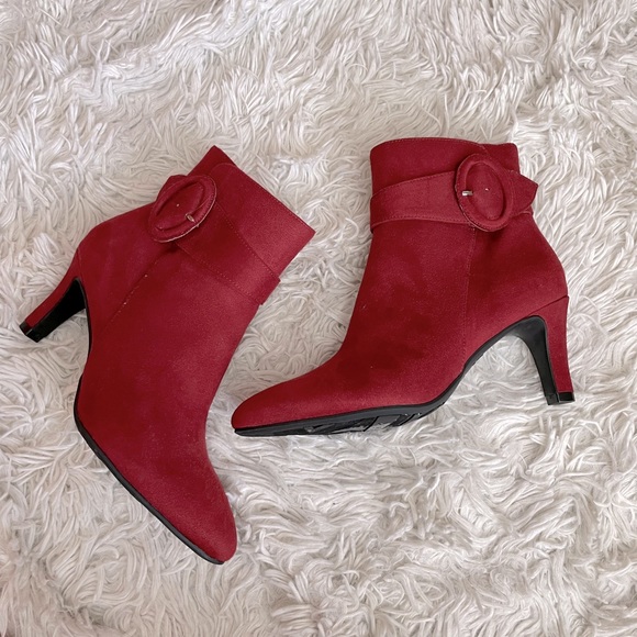 Life Stride Shoes - Lifestride suede heel ankle boots NEVER BEEN WORN
